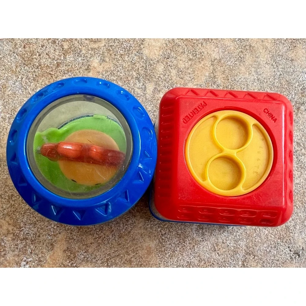 Fisher Price Peek-a-Boo Sensory Blocks Lion and Sun Spinning Toys Set of 2
